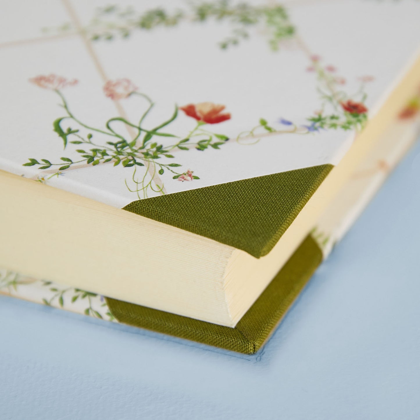 Green Wild Blooms personalised photo album with gold foiling option on the spine, elegant floral memory book handmade in Italy.