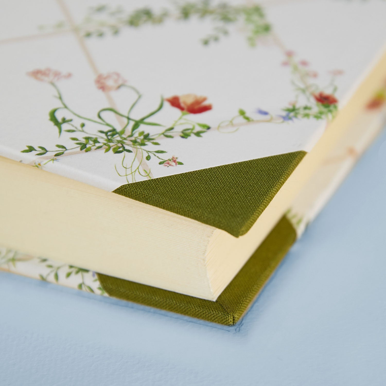 Green Wild Blooms personalised photo album with gold foiling option on the spine, elegant floral memory book handmade in Italy.
